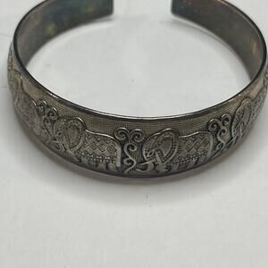cuff bracelet Burnished silver tone elephant costume jewelry tribal boho trendy